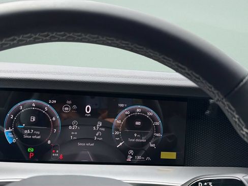 New 2026 Volkswagen Tiguan SE AWD/4WD image 30