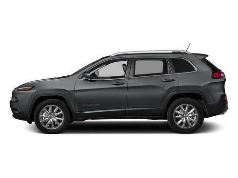 Used 2017 Jeep Cherokee High Altitude AWD/4WD image 3
