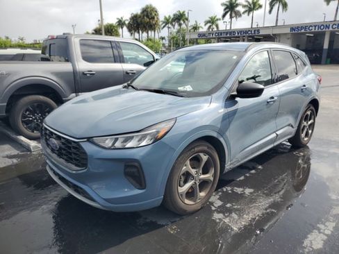 Used 2023 Ford Escape ST-Line w/ Tech Pack #1 image 2