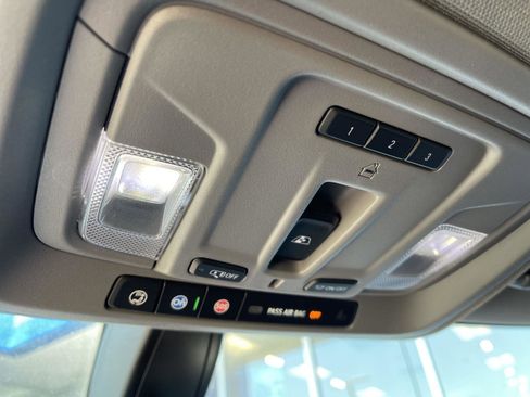 Used 2021 Chevrolet Silverado 1500 LT Trail Boss w/ Convenience Package II AWD/4WD image 26