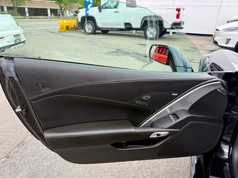 Used 2019 Chevrolet Corvette Z06 RWD image 21