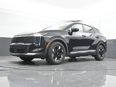 Used 2026 Kia Sportage LX FWD image 43