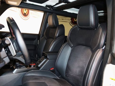 Used 2025 Ford Bronco Raptor AWD/4WD image 44