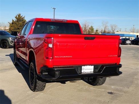 Used 2022 Chevrolet Silverado 1500 Custom Trail Boss image 3