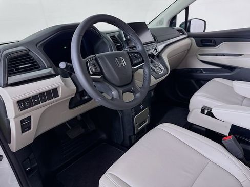 Used 2026 Honda Odyssey EX-L image 7