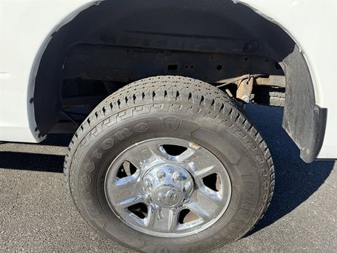 Used 2017 RAM 2500 Tradesman w/ Chrome Appearance Group AWD/4WD image 32