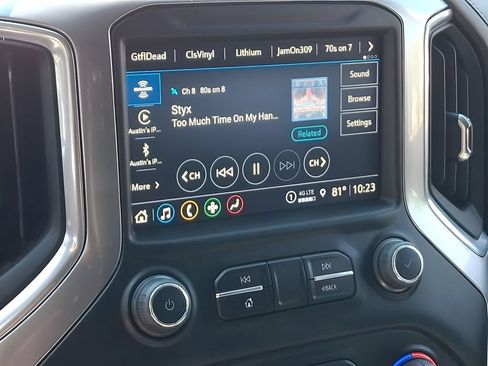 Used 2022 Chevrolet Silverado 2500 LTZ w/ LTZ Plus Package AWD/4WD image 17