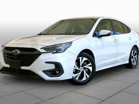 Used 2025 Subaru Legacy Premium AWD/4WD image 1