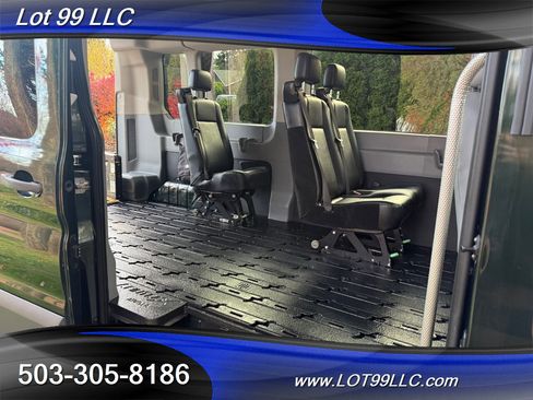 Used 2015 Ford Transit 350 XL image 4