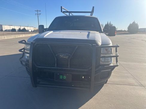 Used 2011 Ford F250 XL w/ PWR Equipment Group image 2