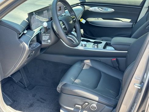 New 2026 Genesis GV70 2.5T Select AWD/4WD image 9