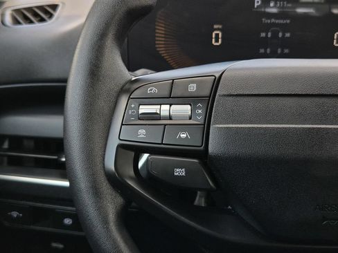 Used 2025 Kia K4 FWD image 24