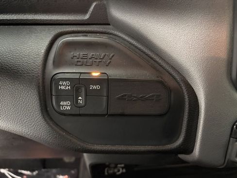 Used 2024 RAM 2500 Big Horn image 31