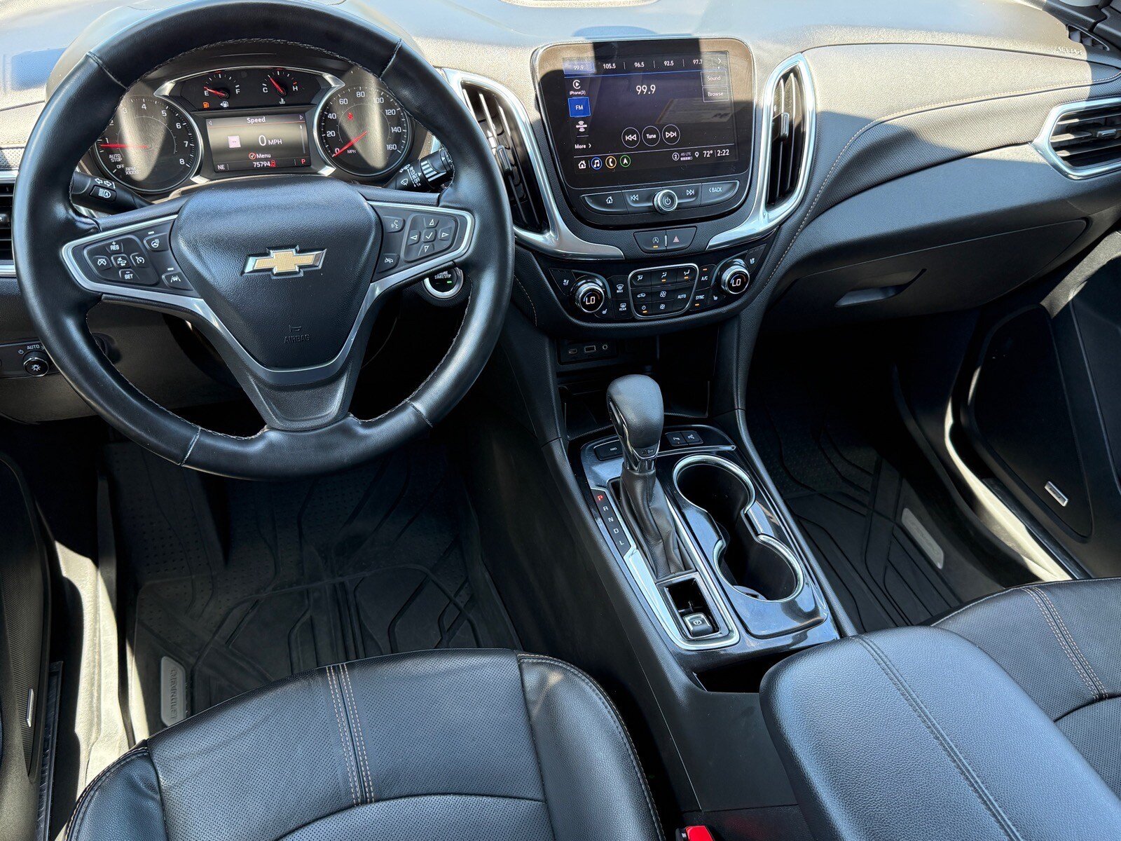 Used 2023 Chevrolet Equinox Premier AWD/4WD image 12