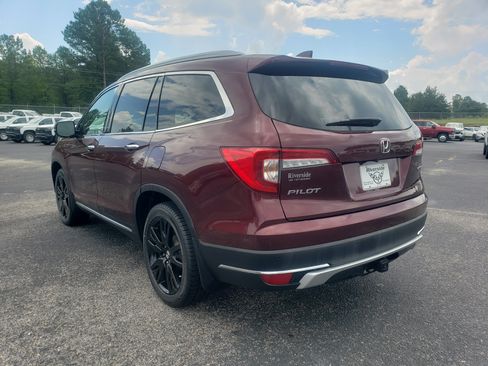 Used 2021 Honda Pilot Touring image 4