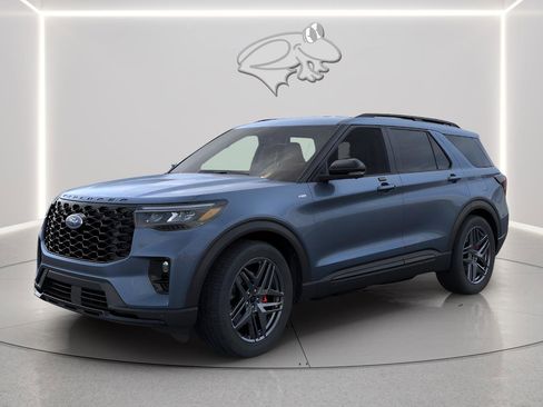 New 2026 Ford Explorer ST-Line image 2