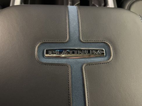 New 2025 Ford F250 Platinum image 32