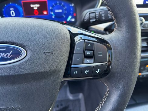 Used 2022 Ford Escape Titanium w/ Titanium Elite Package image 19