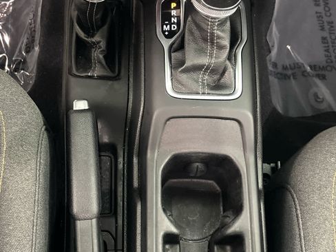 Used 2024 Jeep Wrangler Willys image 31