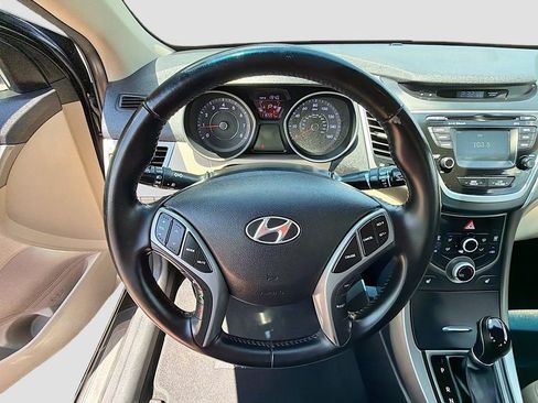 Used 2016 Hyundai Elantra Value Edition FWD image 11