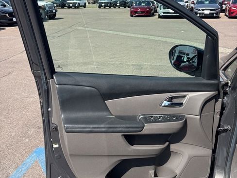Used 2014 Honda Odyssey EX-L image 11