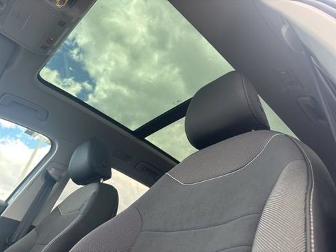 New 2026 Volkswagen Taos SE AWD/4WD image 29
