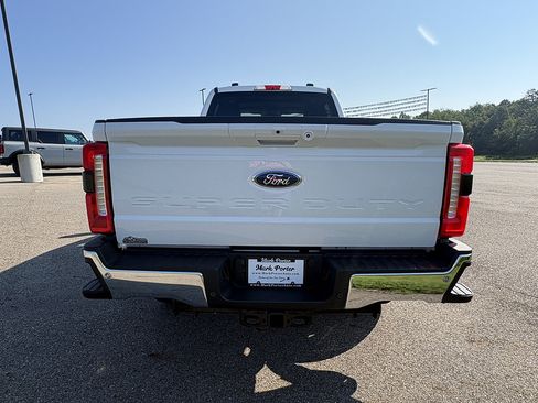 New 2026 Ford F250 Lariat w/ Chrome Package AWD/4WD image 4