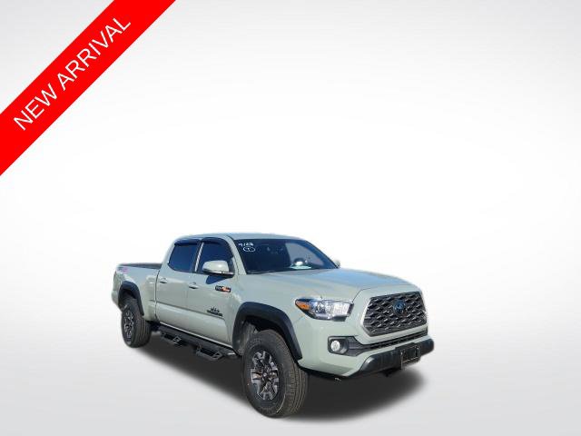 Certified 2022 Toyota Tacoma TRD Off-Road w/ Black Out Package (TMS) AWD/4WD image 1