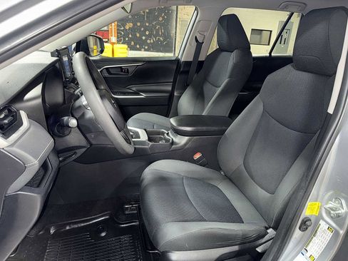 Certified 2019 Toyota RAV4 LE image 15