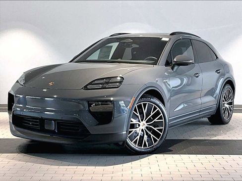 New 2026 Porsche Macan 4 Electric image 1