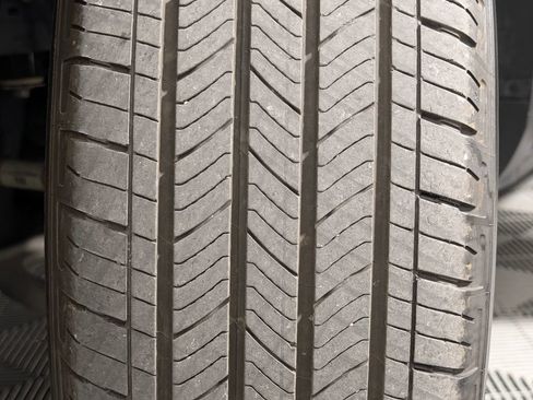 Certified 2025 Ford Escape ST-Line FWD image 27