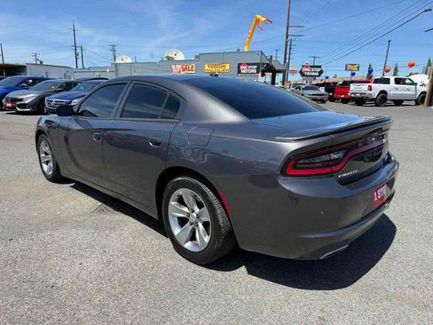 Used 2015 Dodge Charger SE w/ Sport Appearance Group RWD image 5