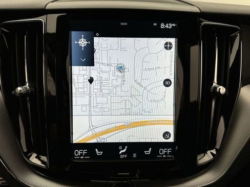 Used 2018 Volvo XC60 T8 R-Design w/ Convenience Package image 18