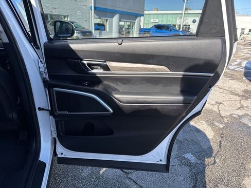 Used 2021 Kia Telluride EX w/ EX Premium Package image 11