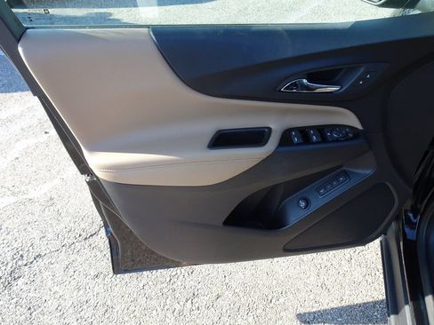 Used 2024 Chevrolet Equinox Premier FWD image 13