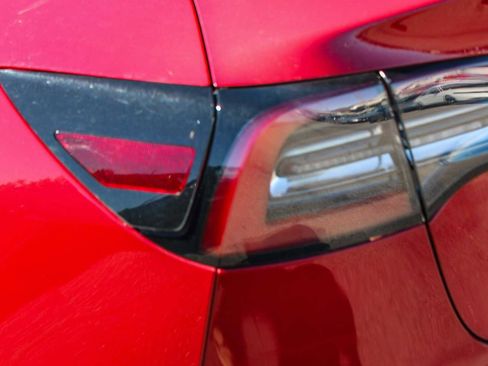 Used 2017 Tesla Model 3 Long Range image 5