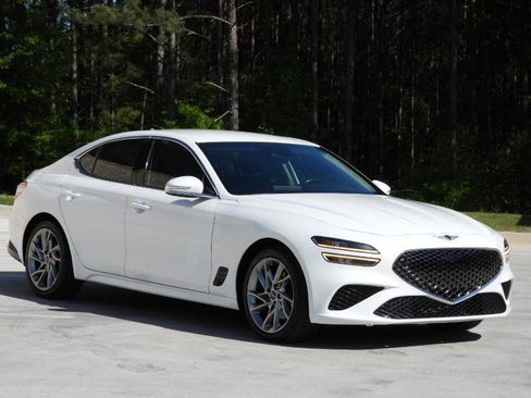 Used 2022 Genesis G70 2.0T RWD image 28