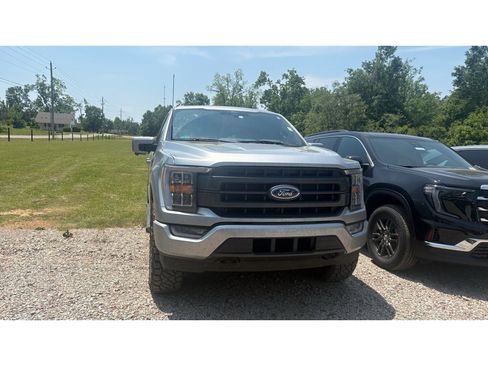 Used 2022 Ford F150 Lariat w/ Max Trailer Tow Package AWD/4WD image 2