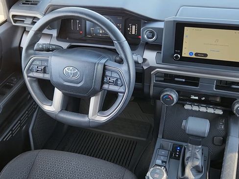 Used 2025 Toyota 4Runner SR5 image 5