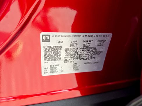 New 2026 Chevrolet Equinox ACTIV w/ Convenience Package III FWD image 41