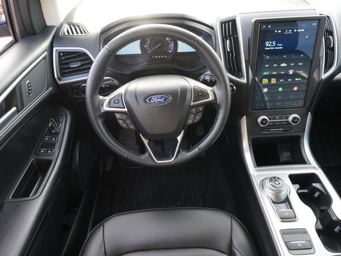 Used 2024 Ford Edge SEL w/ Convenience Package image 25