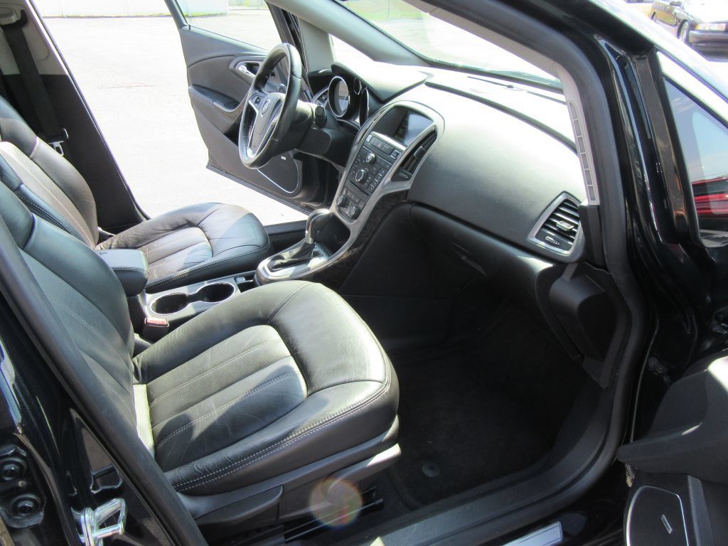 Used 2015 Buick Verano Leather FWD image 13