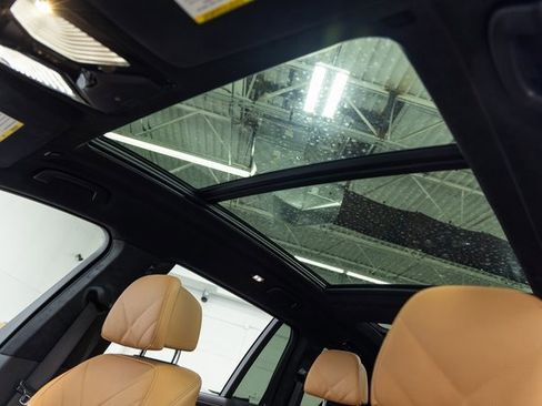 Used 2023 BMW X7 xDrive40i w/ M Sport Package image 13