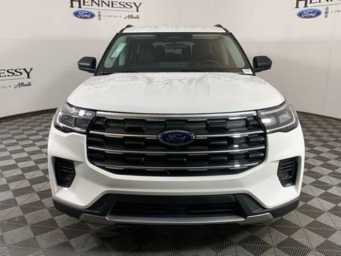 Used 2025 Ford Explorer Active image 11