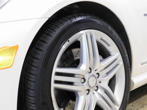 Used 2012 Mercedes-Benz S 550 4MATIC image 21