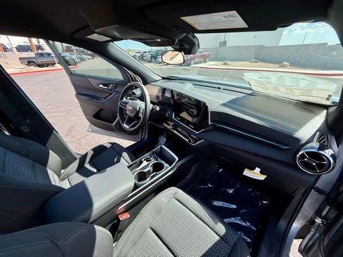 New 2026 Chevrolet Equinox LT image 44