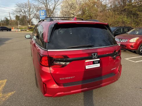 Used 2025 Honda Odyssey Sport-L image 17