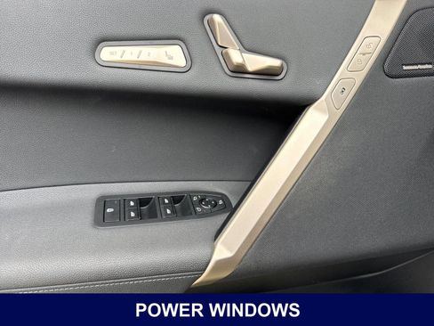 Used 2024 BMW iX xDrive50 w/ Premium Package AWD/4WD image 12