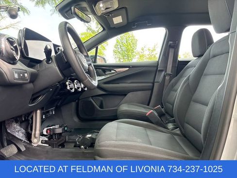 Used 2024 Chevrolet Blazer EV AWD Police image 18