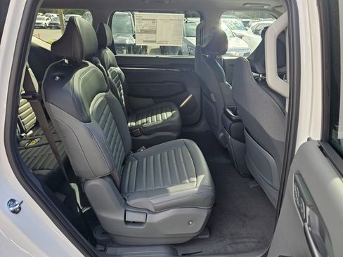 New 2026 Kia EV9 Land image 28